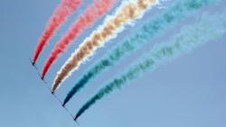 Флаг из дыма самолетов картинки