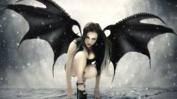 Бэтмен девушка с крыльями картинки на рабочий стол