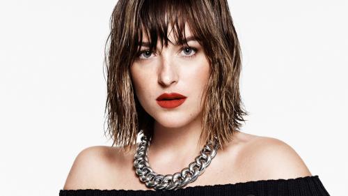 Дакота Джонсон с эффектом мокрых волос обои HD