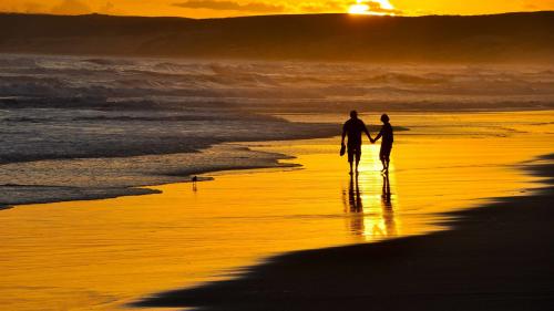 Закат на побережье