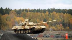 Танк Т-90 фоновые заставки скачать на рабочий стол бесплатно