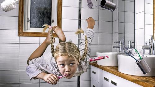 Широкоформатные обои дети