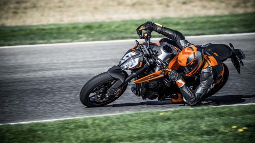 мотоцикл стритфайтер KTM 790 DUKE картинки