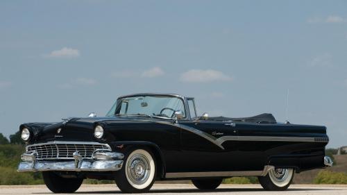 1956 Ford Sunliner
